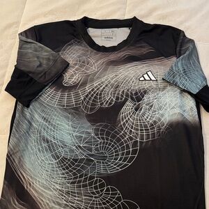 Adidas Tennis Shirt Size L Slim Fit